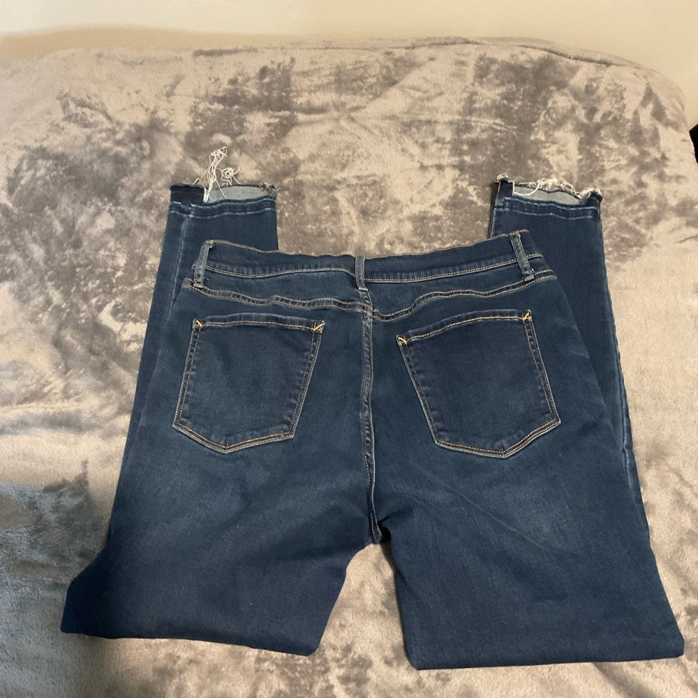 Jeans - Picture 2 of 4